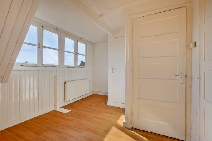 Foto 21 van Van Wageningenstraat 81