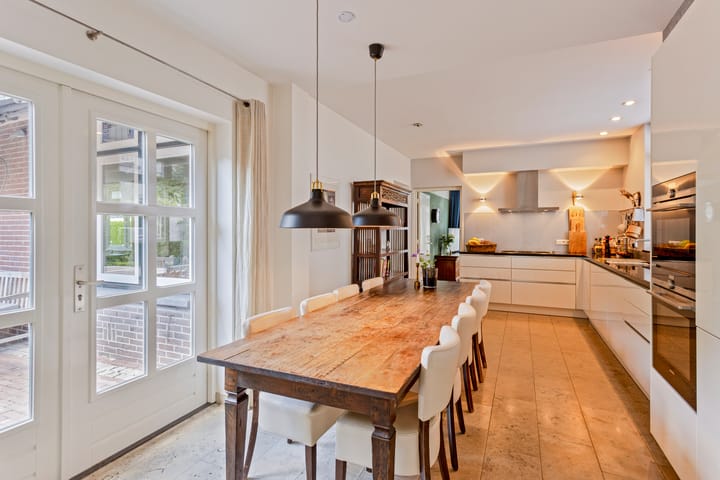 Photo 12 of Kloosterstraat 1