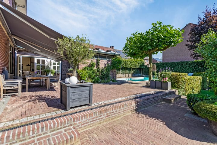 Photo 32 of Kloosterstraat 1