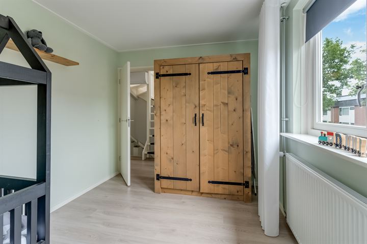 Bekijk foto 40 van Prins Hendrikstraat 15