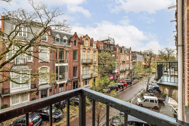 Photo 17 of Van Breestraat 165-2