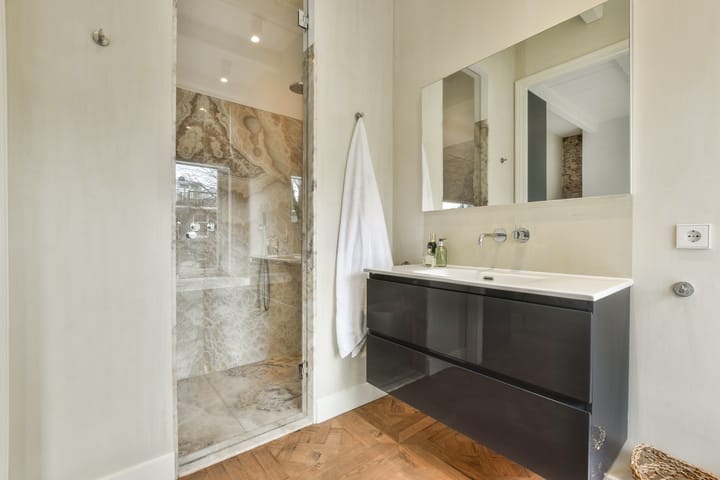 Photo 33 of Van Breestraat 165-2