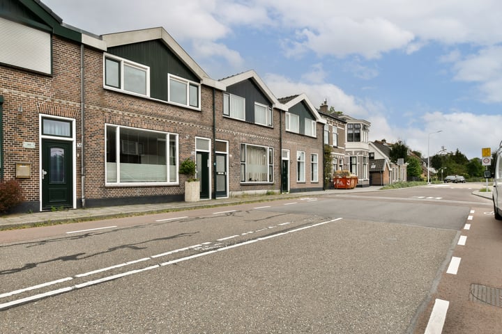 View photo 3 of Leidseweg 364