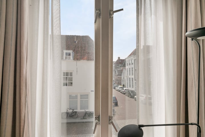 Bekijk foto 33 van Breestraat 27