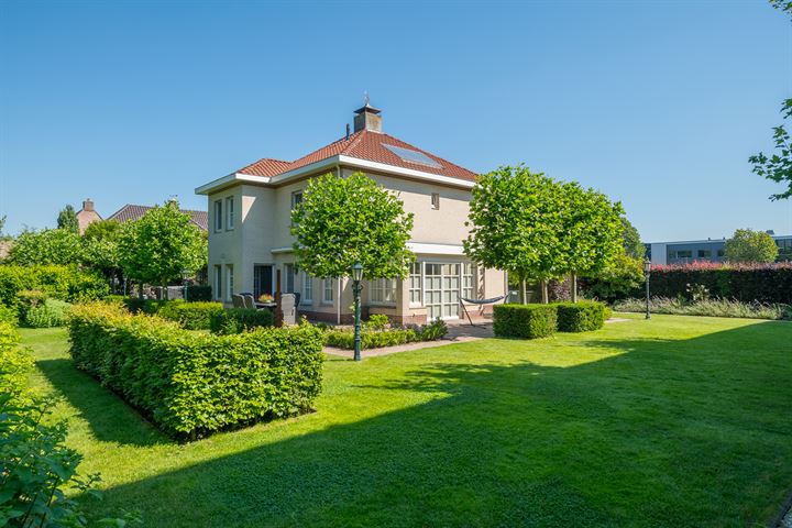 Bekijk foto 4 van Tinbergenstraat 30