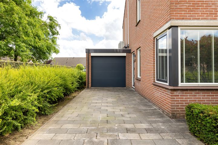 View photo 8 of Hoofdweg Noord 29