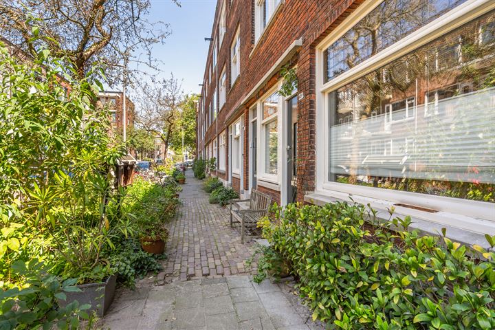 Bekijk foto 40 van Cleyburchstraat 48-B