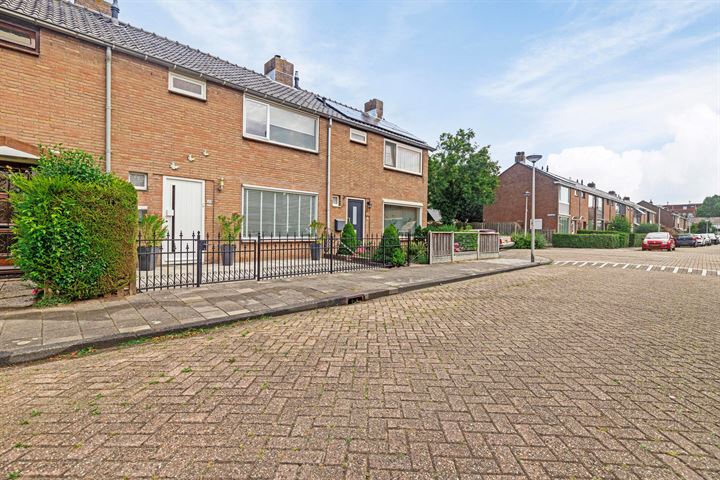 Bekijk foto 7 van Irisstraat 35