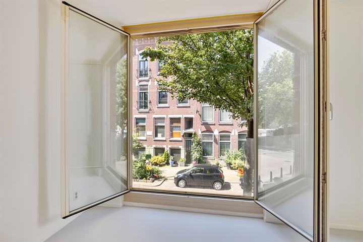 Bekijk foto 4 van Albregt-Engelmanstraat 74