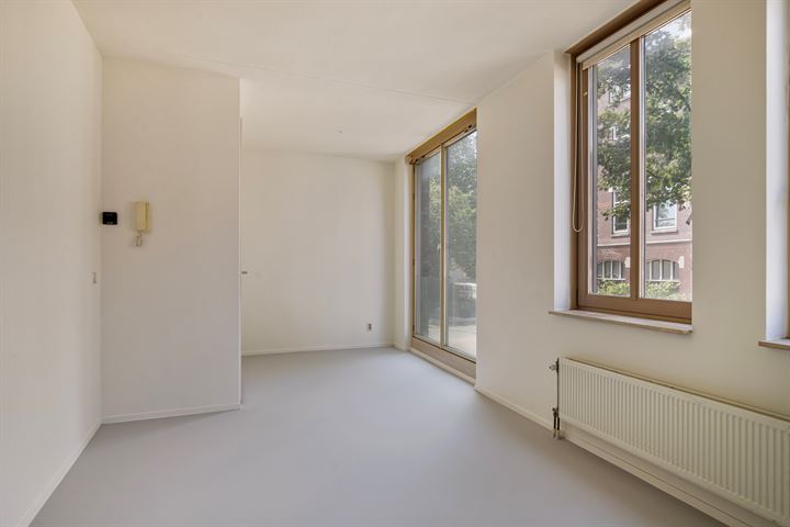 Bekijk foto 15 van Albregt-Engelmanstraat 74