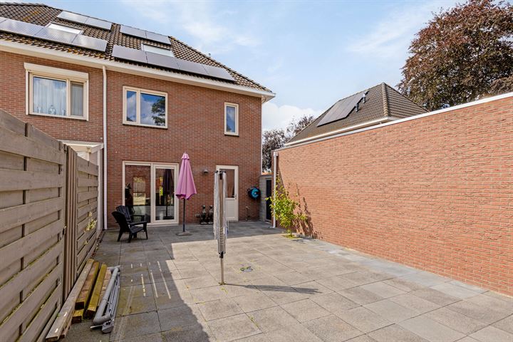 View photo 27 of Schaperstraat 41