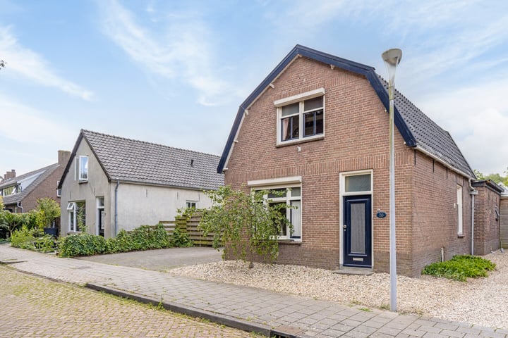 View photo 28 of Schoolstraat 9