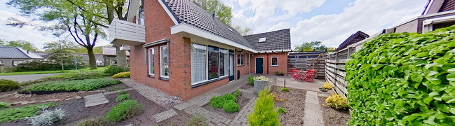 View 360° photo of Achtertuin of Andries Diepenbrugweg 4