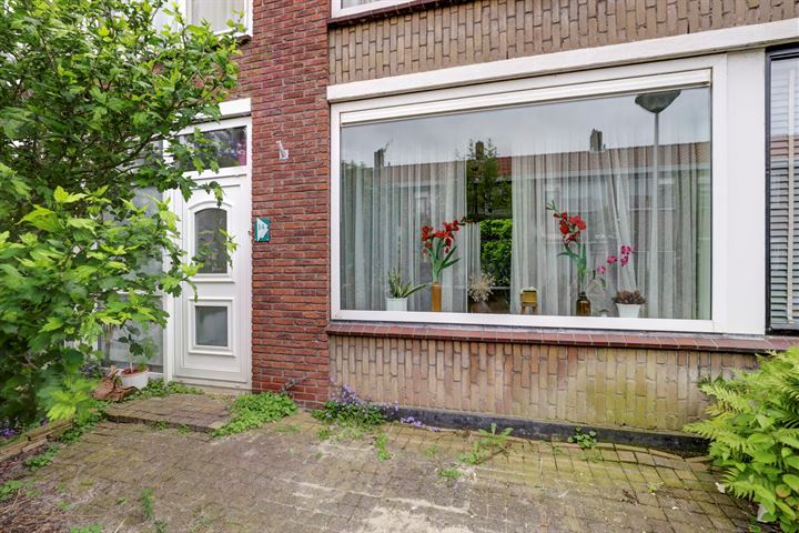 View photo 34 of Witte de Withstraat 14