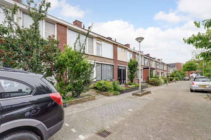 View photo 35 of Witte de Withstraat 14