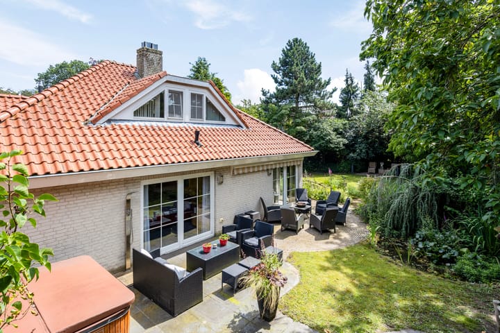 Foto 50 van Distel 17