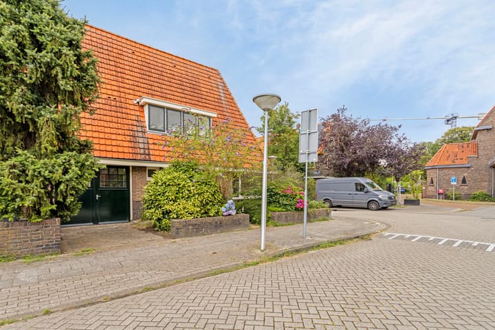 Foto 3 van Pastoor van Arsplein 36