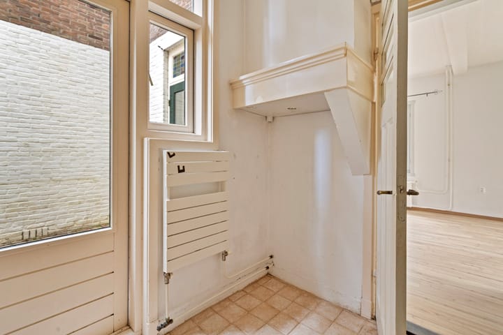 Foto 11 van Pastoor van Arsplein 36