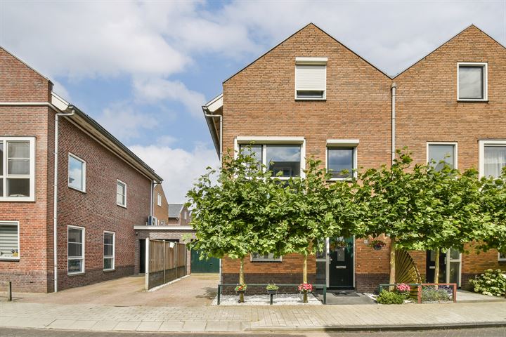 Bekijk foto 29 van Sjorsstraat 43