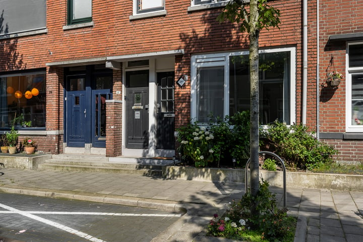 Bekijk foto 25 van J A Alberdingk Thijmstraat 18-A