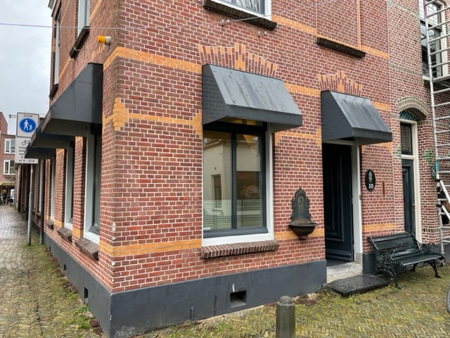 Bekijk foto 1 van Voorstraat 10