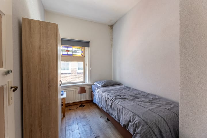 Foto 16 van Kerkstraat 2