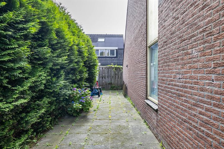 Bekijk foto 37 van De Krimpen 8