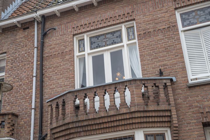 Bekijk foto 13 van St. Walburgstraat 5