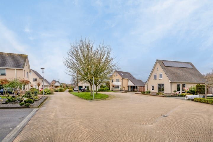 Foto 66 van Hendrik Werkmanhof 17