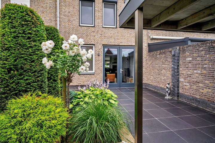 Bekijk foto 35 van Frans Woltersstraat 52