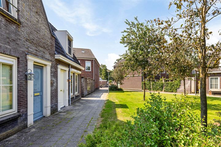 Bekijk foto 4 van Steenwijkerdiep 36