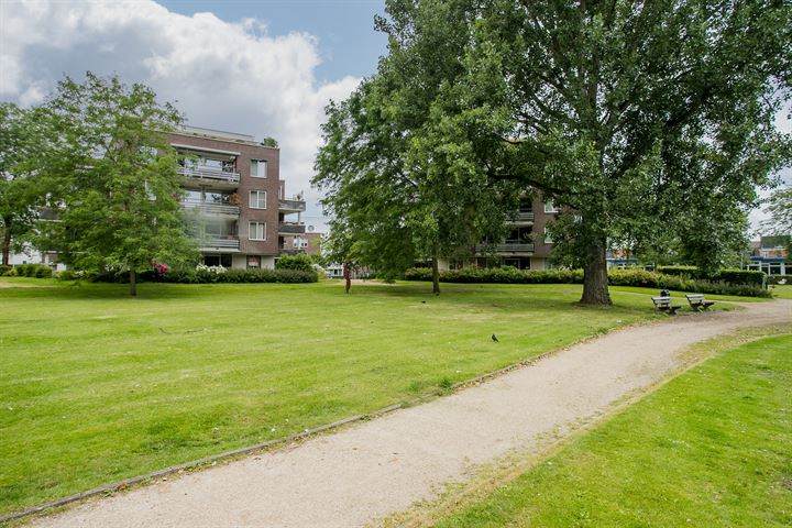 Bekijk foto 33 van Vijverhofstraat 66