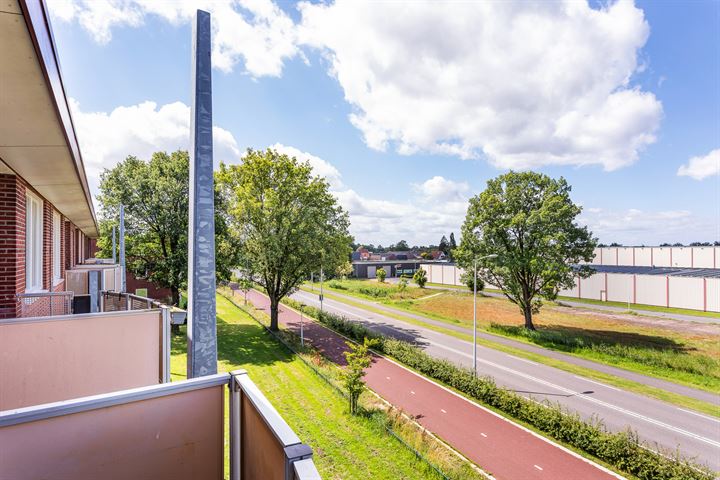 Bekijk foto 18 van Oude Lossersestraat 78