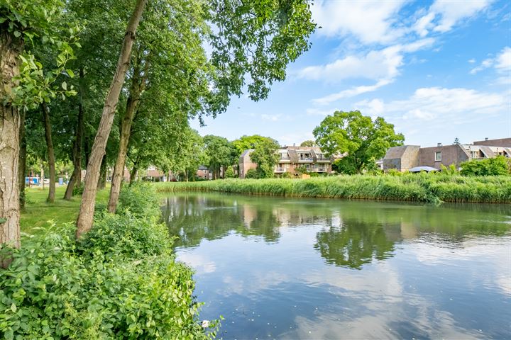 Bekijk foto 35 van Zwaardenburg 93