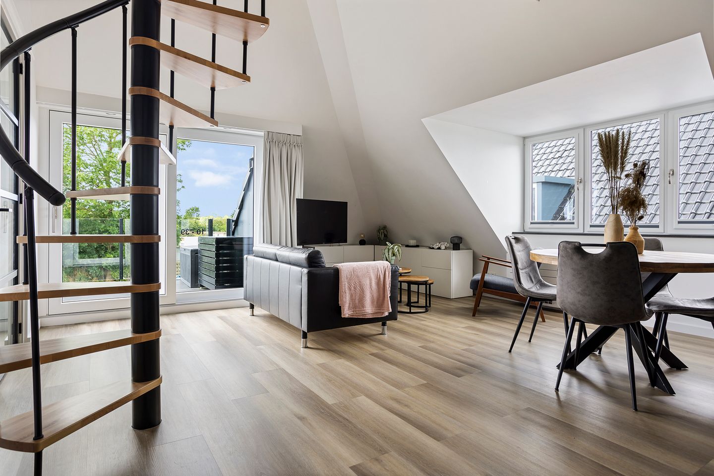 Foto 5 van Paviljoenwei 10-104