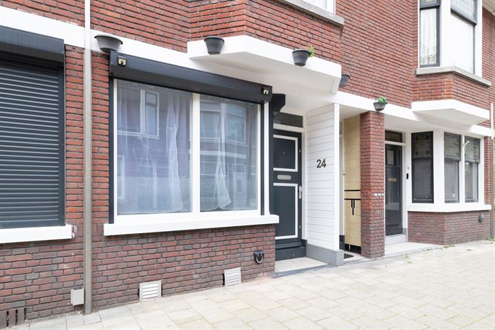 Bekijk foto 5 van Baljuwstraat 24