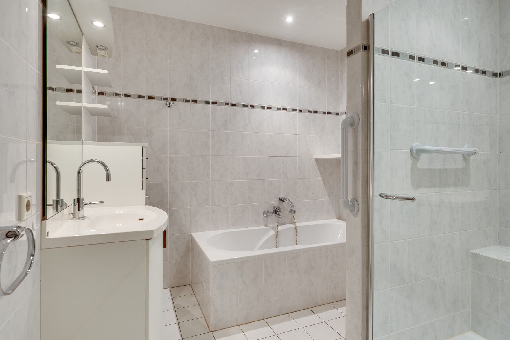 Photo 27 of Heistraat 1-C