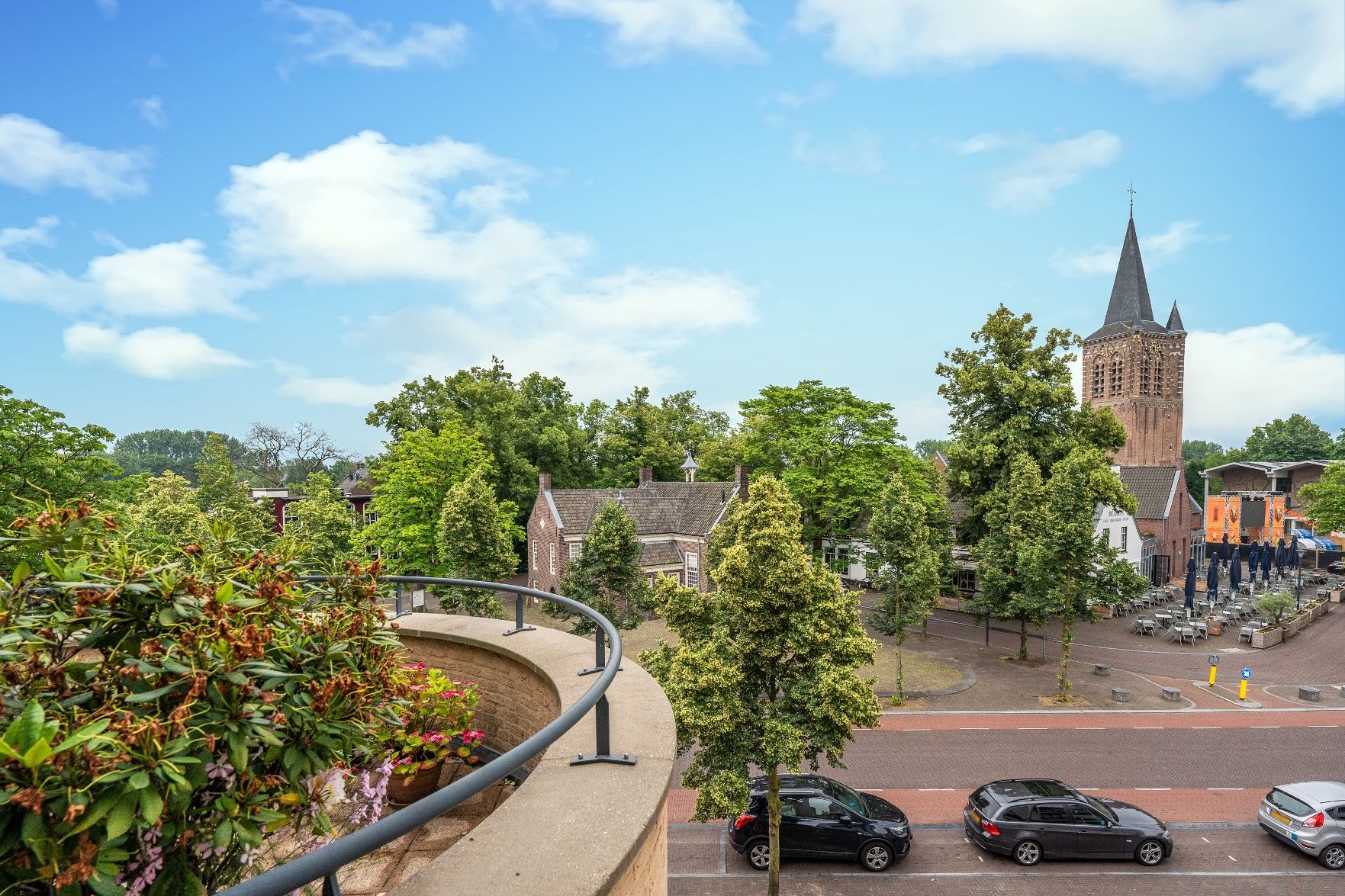 Photo 33 of Heistraat 1-C