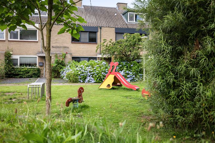 Bekijk foto 36 van Noorderenk 81