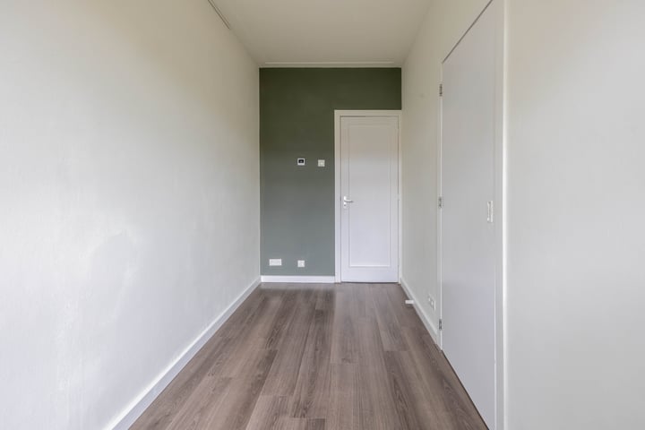 Bekijk foto 35 van Leopoldstraat 4-B