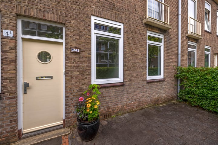 View photo 42 of Leopoldstraat 4-B