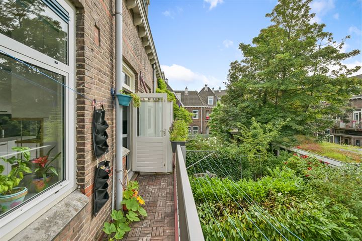 Bekijk foto 11 van Leeuwerikstraat 76-B