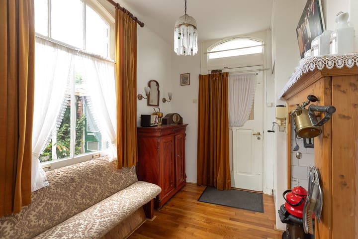 Foto 8 van Van Leeuwenhoekstraat 53