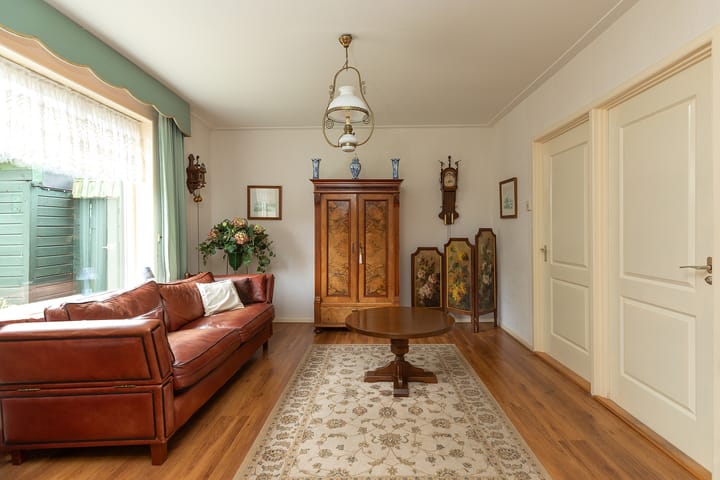 Foto 12 van Van Leeuwenhoekstraat 53