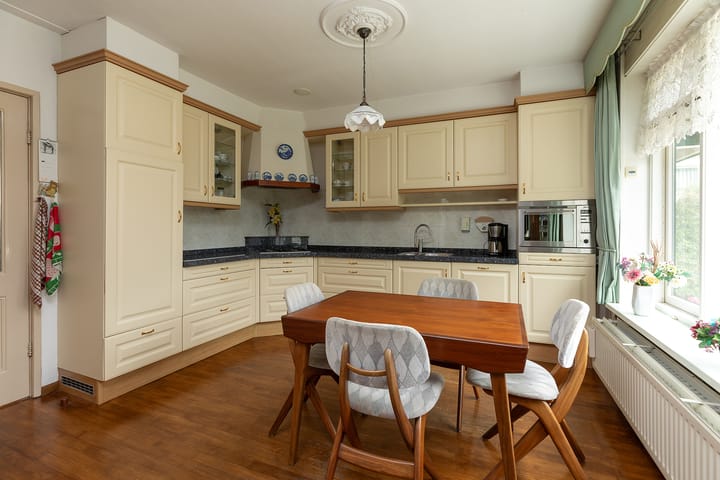 Foto 15 van Van Leeuwenhoekstraat 53