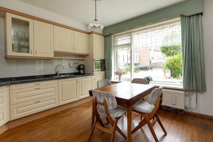 Foto 16 van Van Leeuwenhoekstraat 53