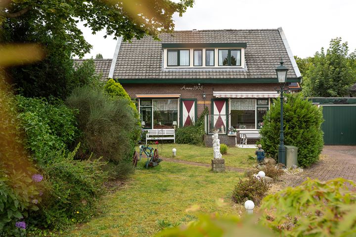 View photo 43 of Van Leeuwenhoekstraat 53