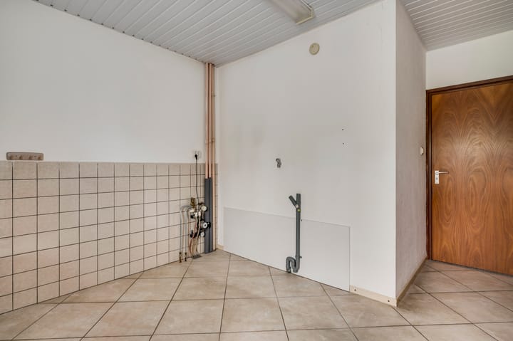 Photo 15 of Burgemeester Hoebersstraat 10