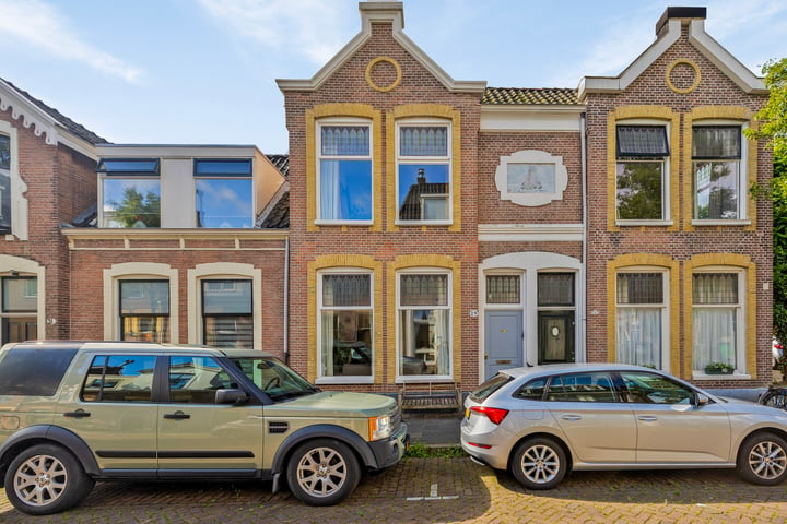 Bekijk foto 4 van Frederikstraat 29