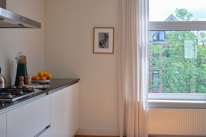 View photo 6 of Lindengracht 126-G